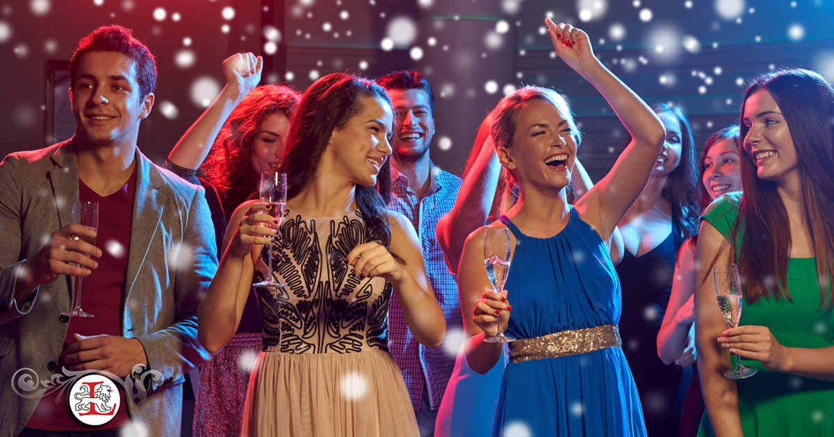 7 Holiday Party Etiquette Tips to Use This Season